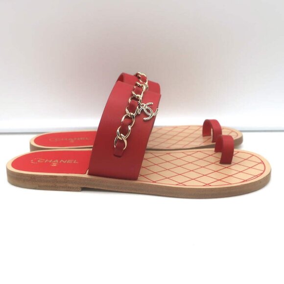Chanel 19C CC Chain Toe-Strap Flat Slide Sandals Red Leather Size 37.5 - Picture 3 of 13
